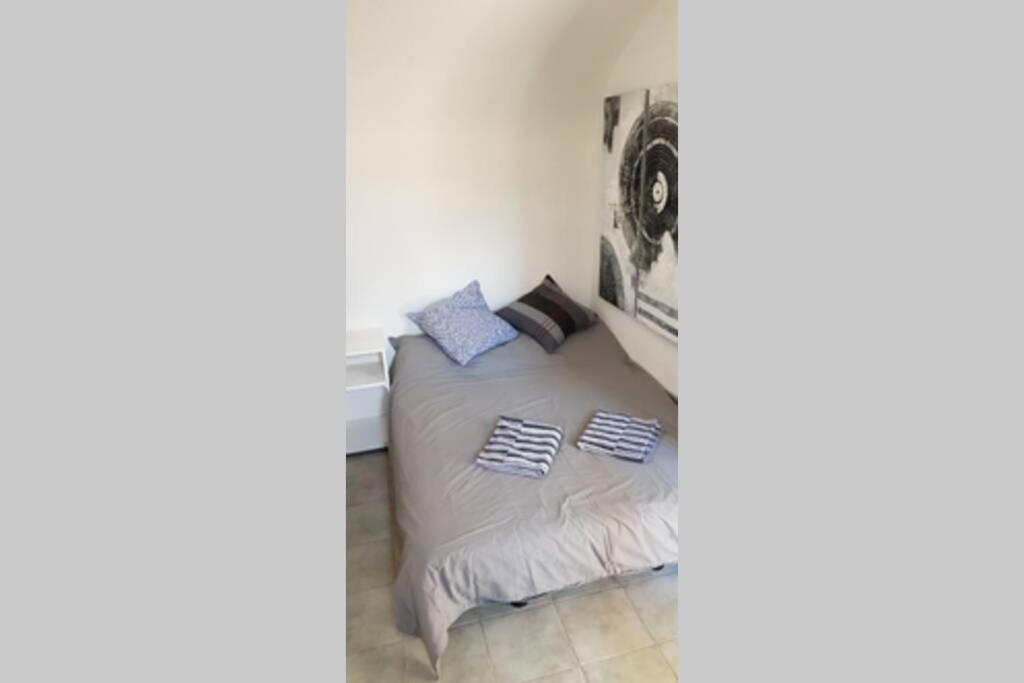 St Jean Du Gard : Spacious Apartment With Use Of Pool Saint-Jean-du-Gard Exterior photo