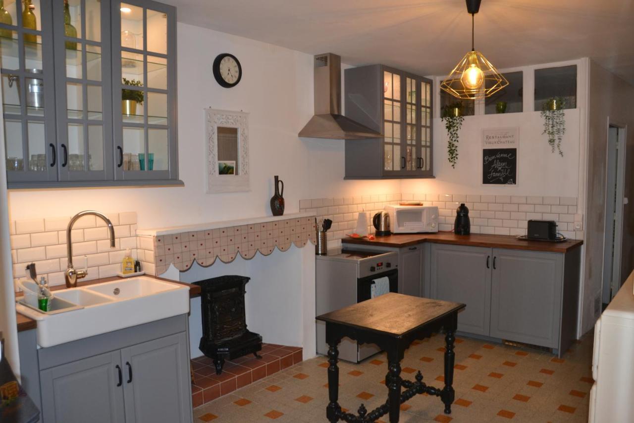 St Jean Du Gard : Spacious Apartment With Use Of Pool Saint-Jean-du-Gard Exterior photo